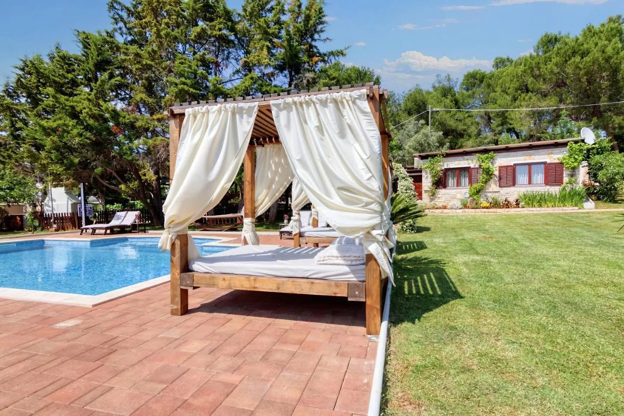 Holiday Home Giardino Marino Pomer Croacia
